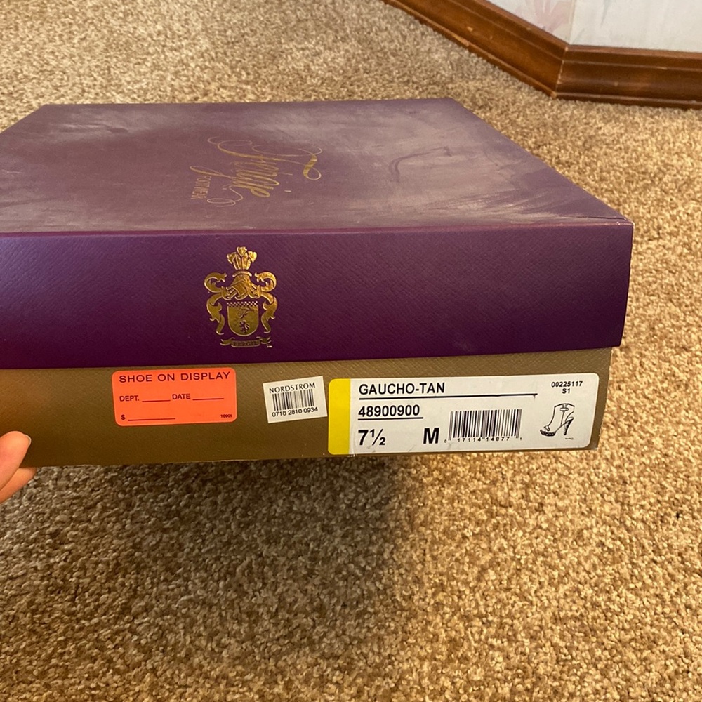 Fergie bootie heels size 7.5